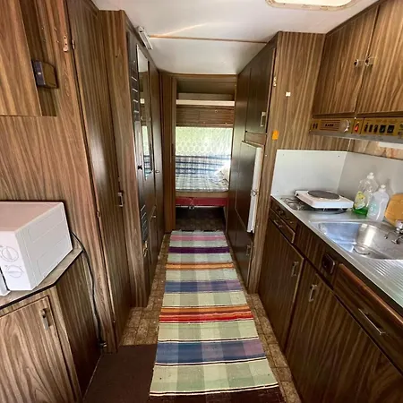 Kalustettu Asuntovaunu Luxury tent Kouvola